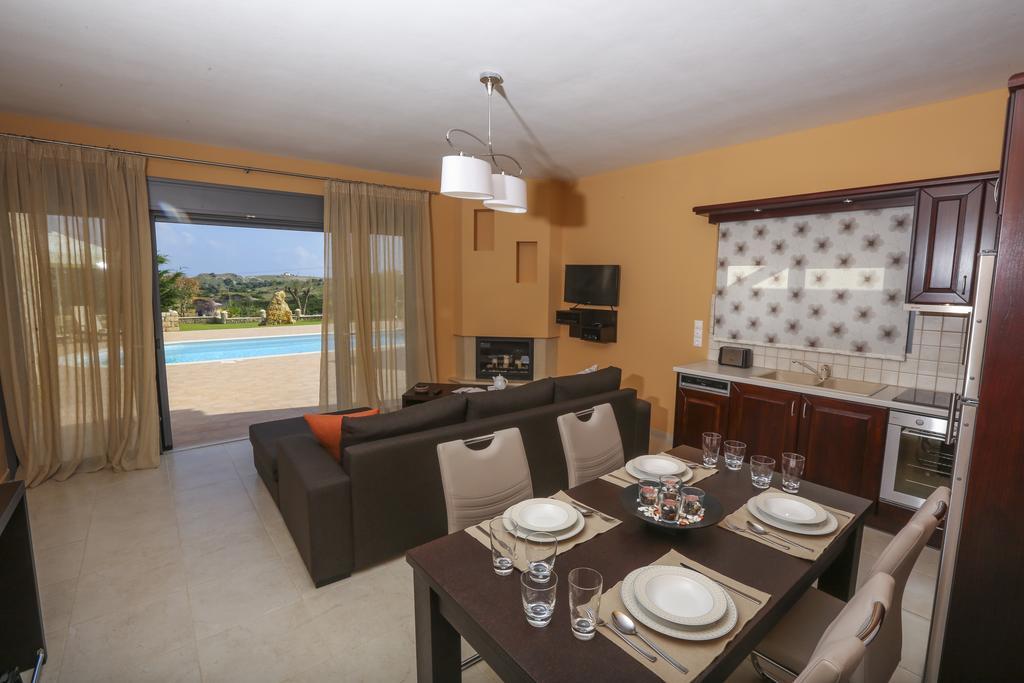 Ameadros Resort Mantzavináta Exteriör bild